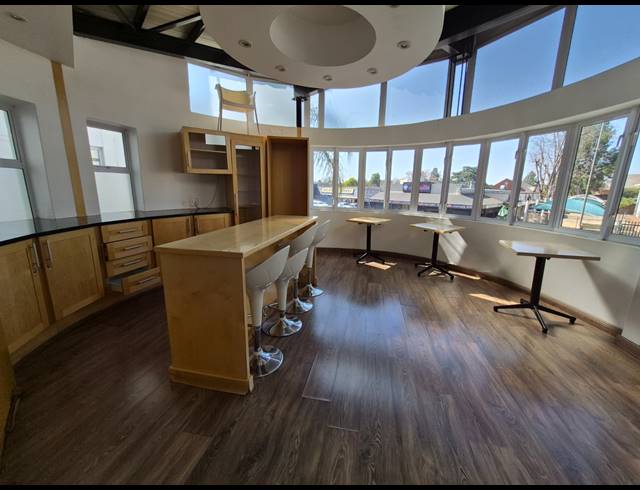 207M² OFFICE TO LET IN RIVONIA